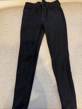 American Eagle Black Super High-Rise Skinny Jegging Jeans
